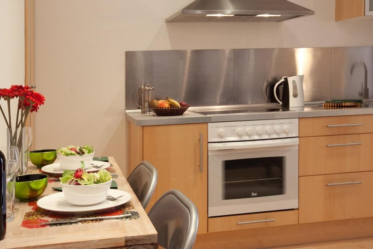 Fabulous 2 Bed With Terrace Close To Plaza Espana *