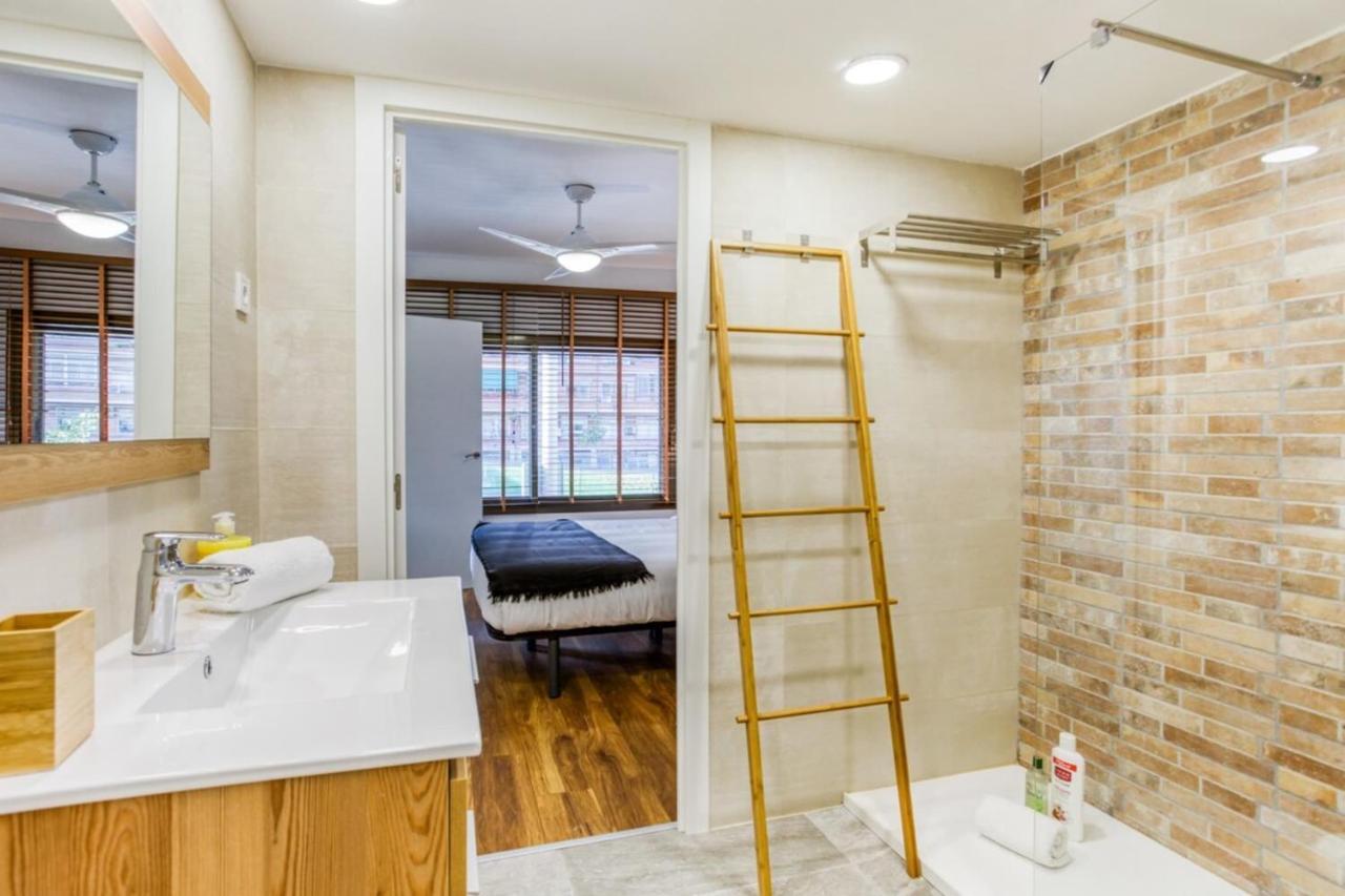 Appartement Nice And Cozy 4 Bedroom In Sants-montjuic Bcn *
