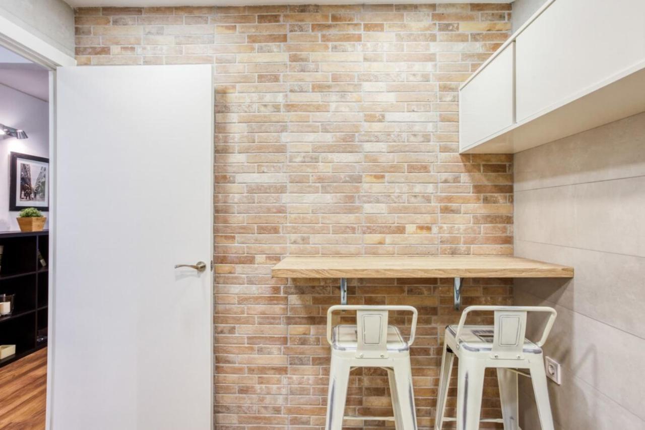 Nice And Cozy 4 Bedroom In Sants-montjuic Bcn Barcelone
