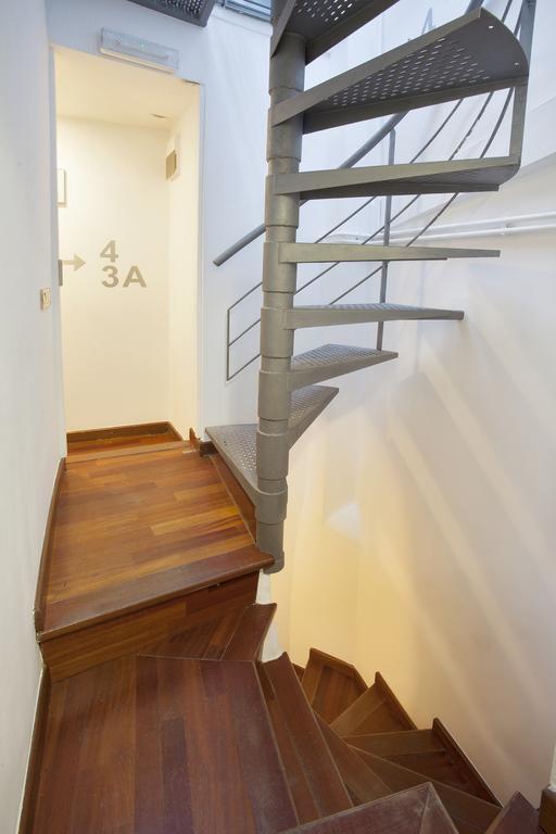 Triple With Private Bathroom In Gothic