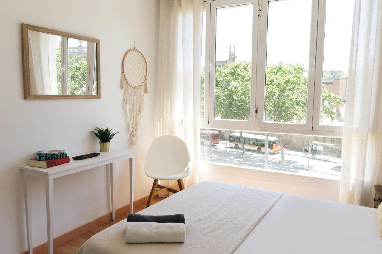 Apartment Sunny And Modern Ideal For Groups Barcelona