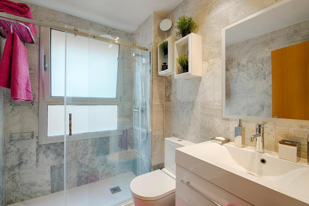 Great And Seaside Flat Barcelona