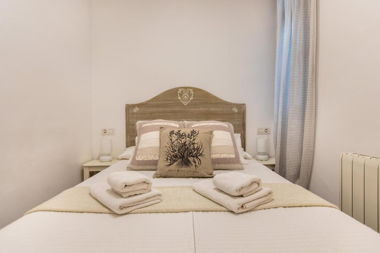 Pere Serafi 2 Bedroom Appartement Barcelone