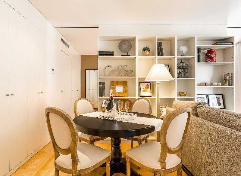 Urban District - Rambla & Pool Appartement