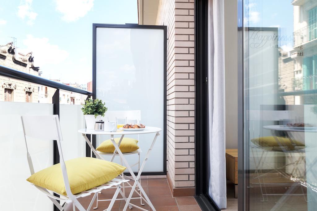 Feelathome Plaza Appartement *