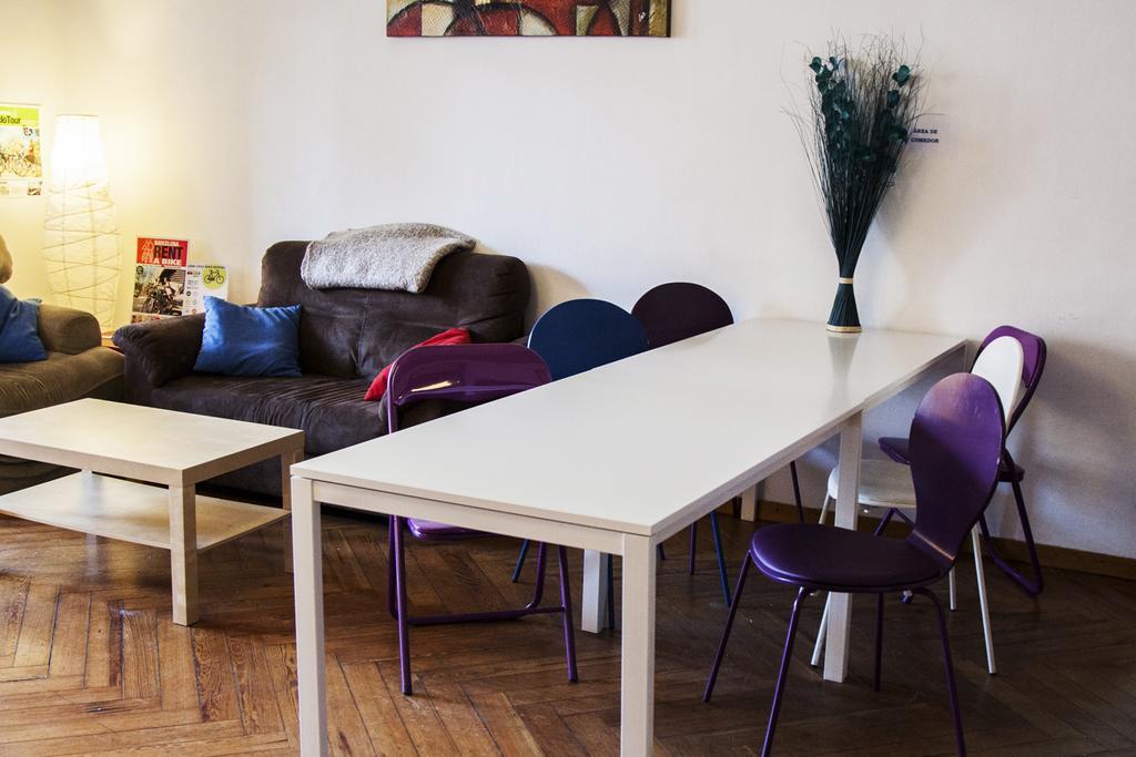 Hostel Art City (adults Only)