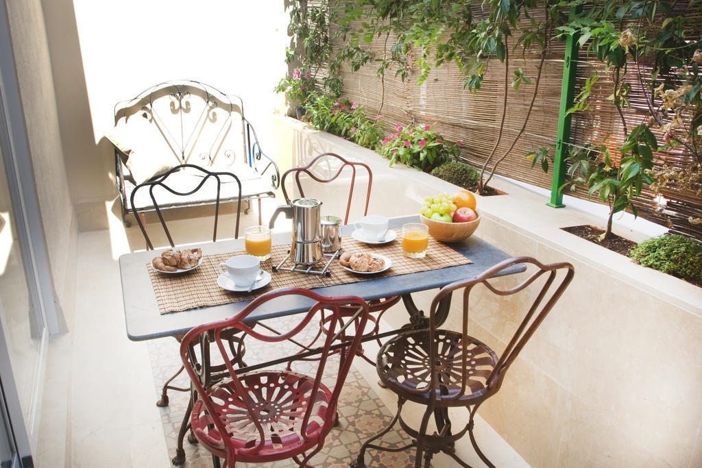 We Town House With Terrace *