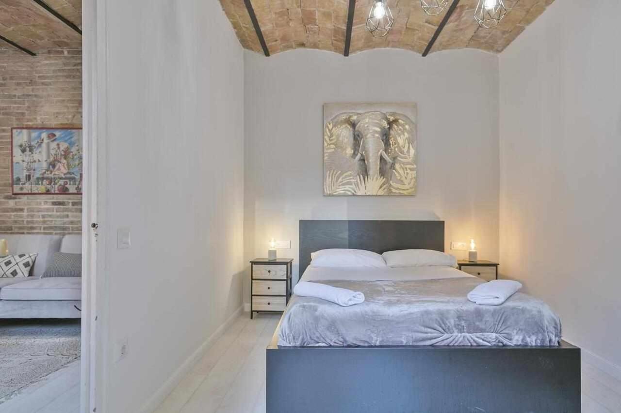 Apartamento Alejandro En Bcn Apartment