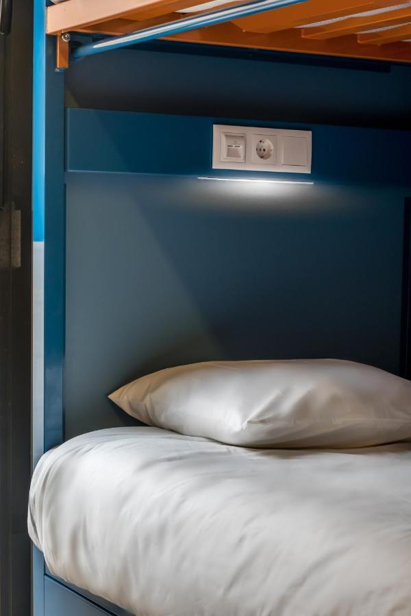 Hostel Latroupe Poblenou Barcelona