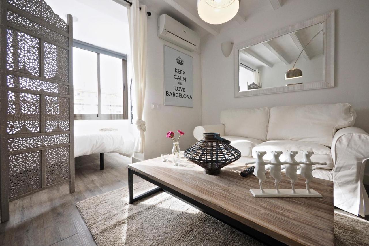 The White Flats Sant Antoni Apartment *