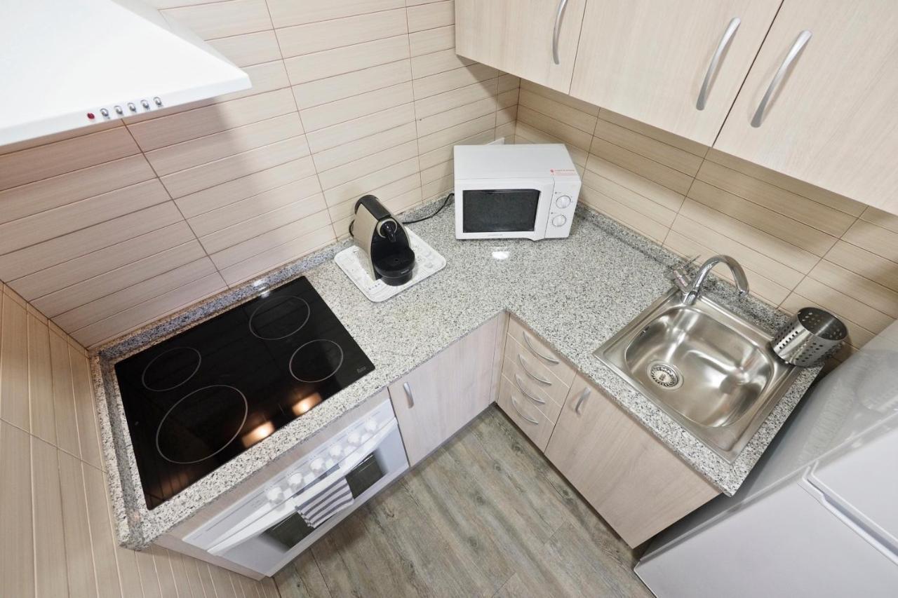 The White Flats Sant Antoni Apartment