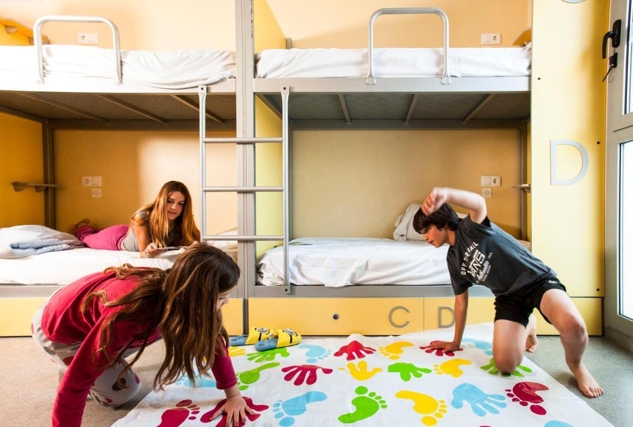 Twentytu Hostel