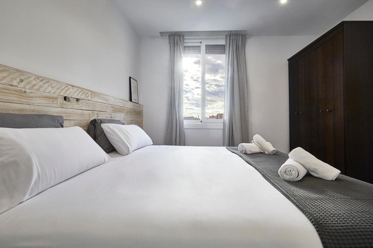 Bbarcelona Fira Superior Flats * Barcelone