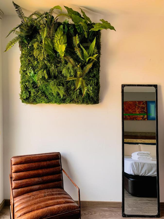 Incredible 2br Penthouse With Urban Rooftop Garden Apartment