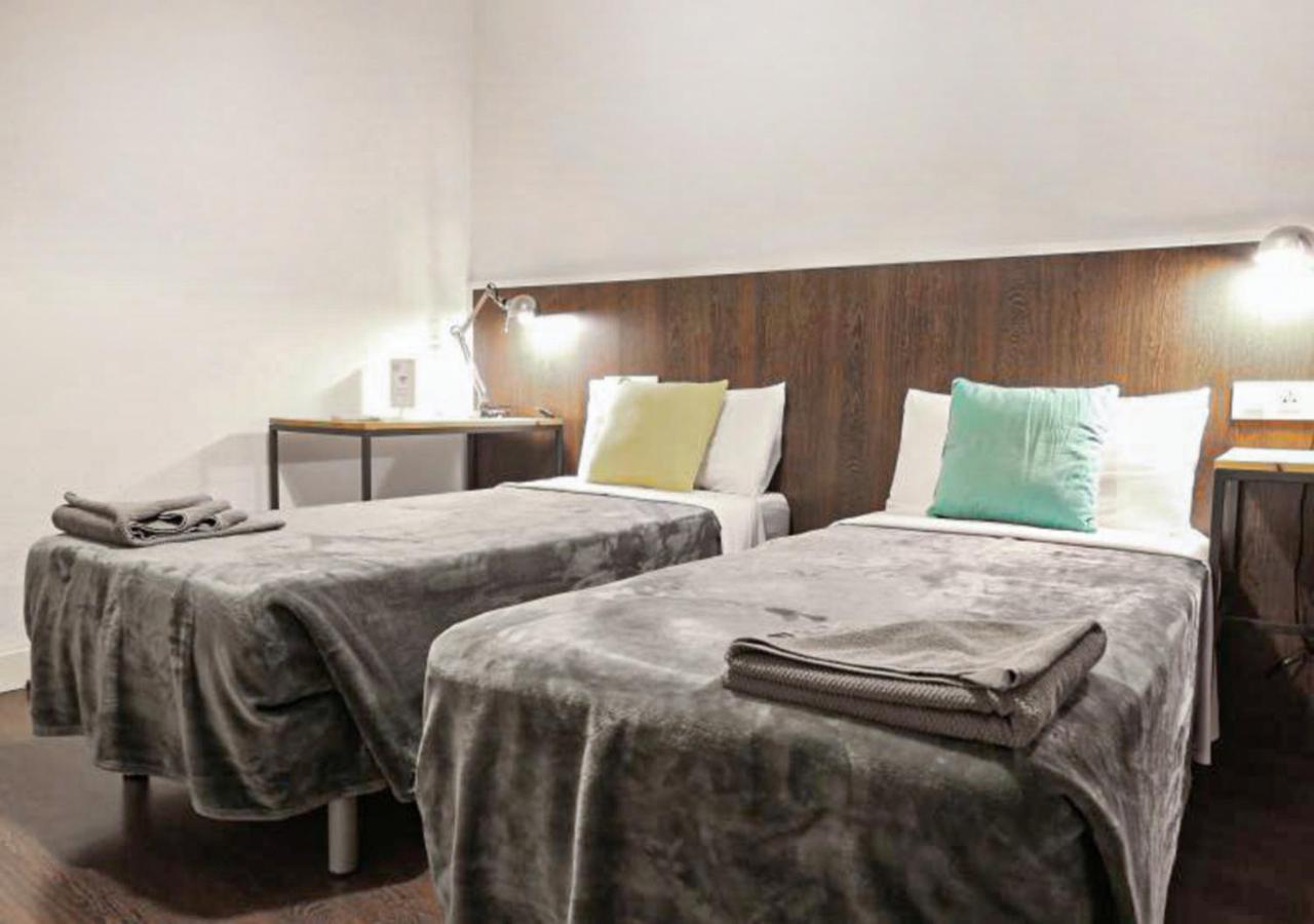 Traveller House 7 Bedroom Appartement Barcelona