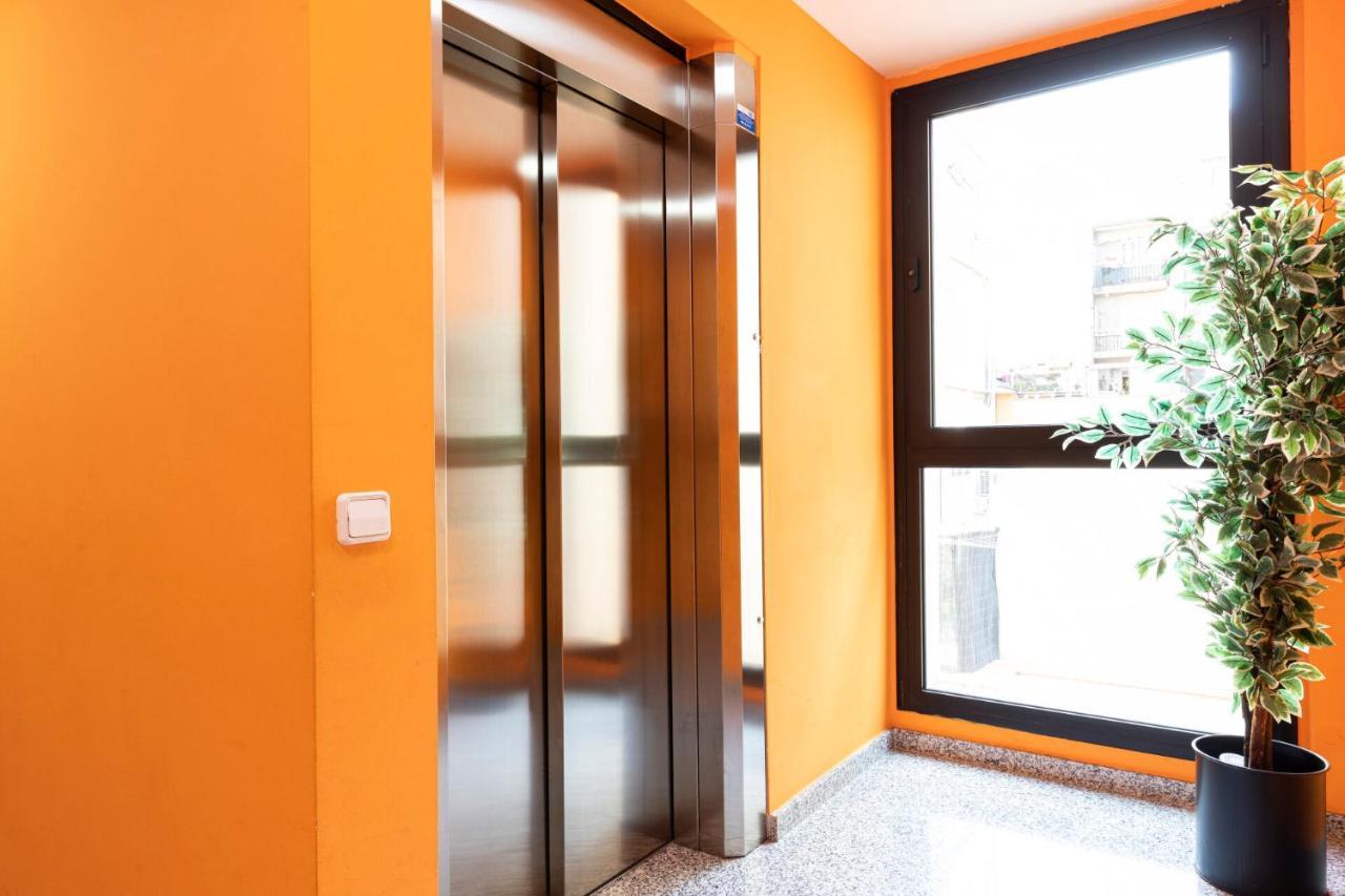 Ab Plaça De Sants Appartement
