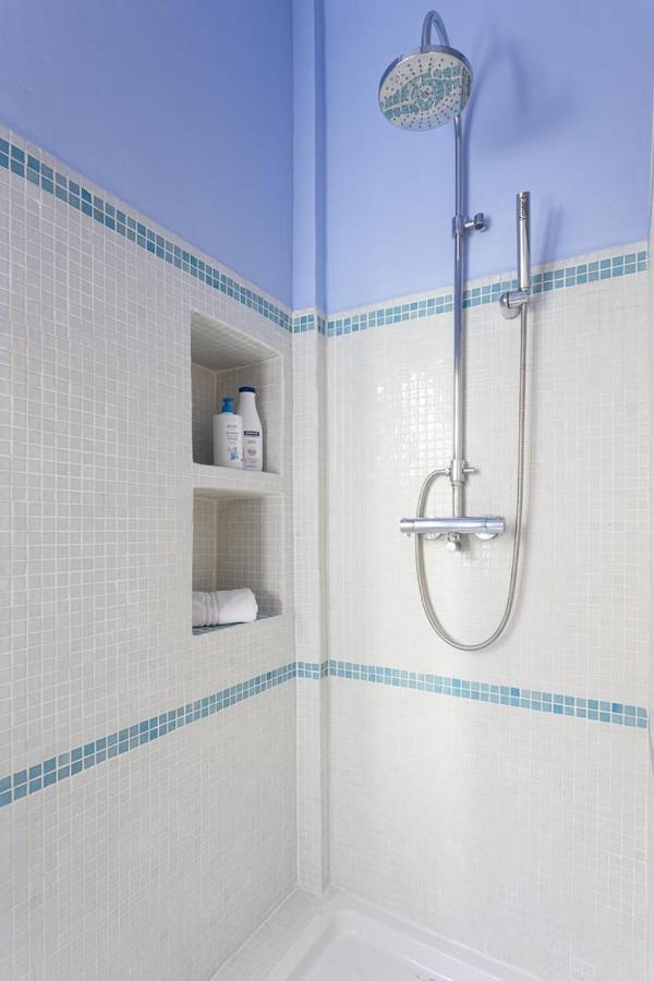 Luxurious-historical With Terrace Apartment *
