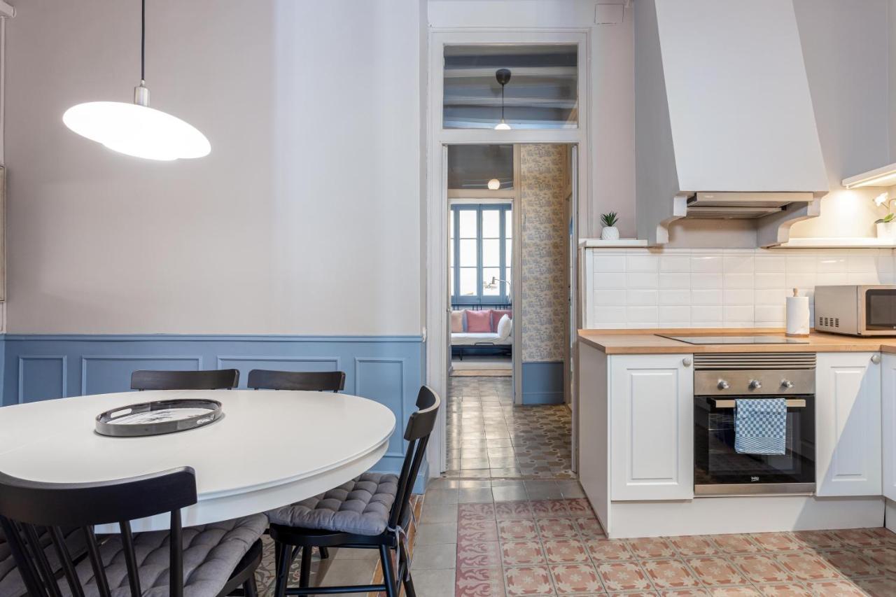 Luxurious-historical With Terrace Apartment *