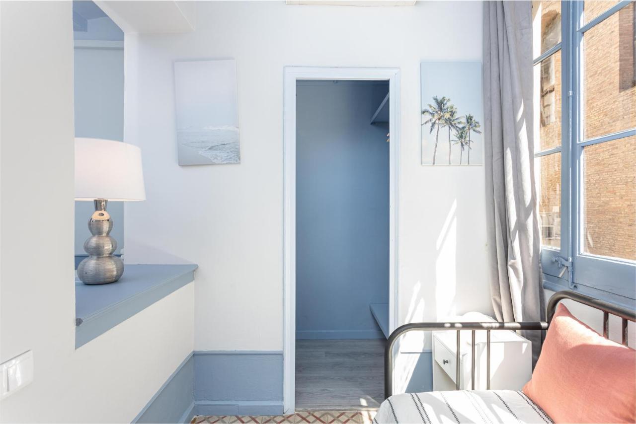 Luxurious-historical With Terrace Apartment *