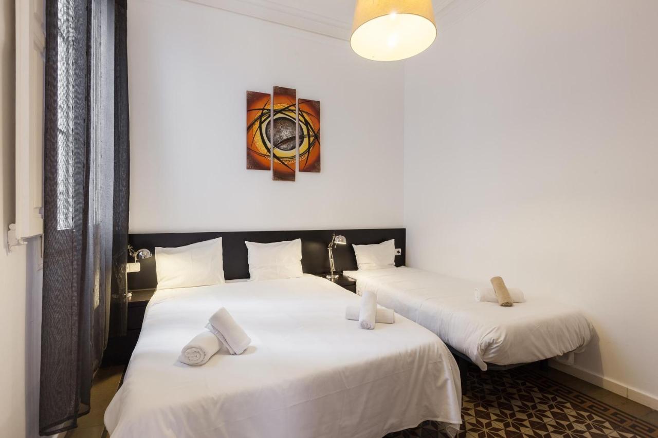 Key Plaza Universidad - Gran Via Apartment
