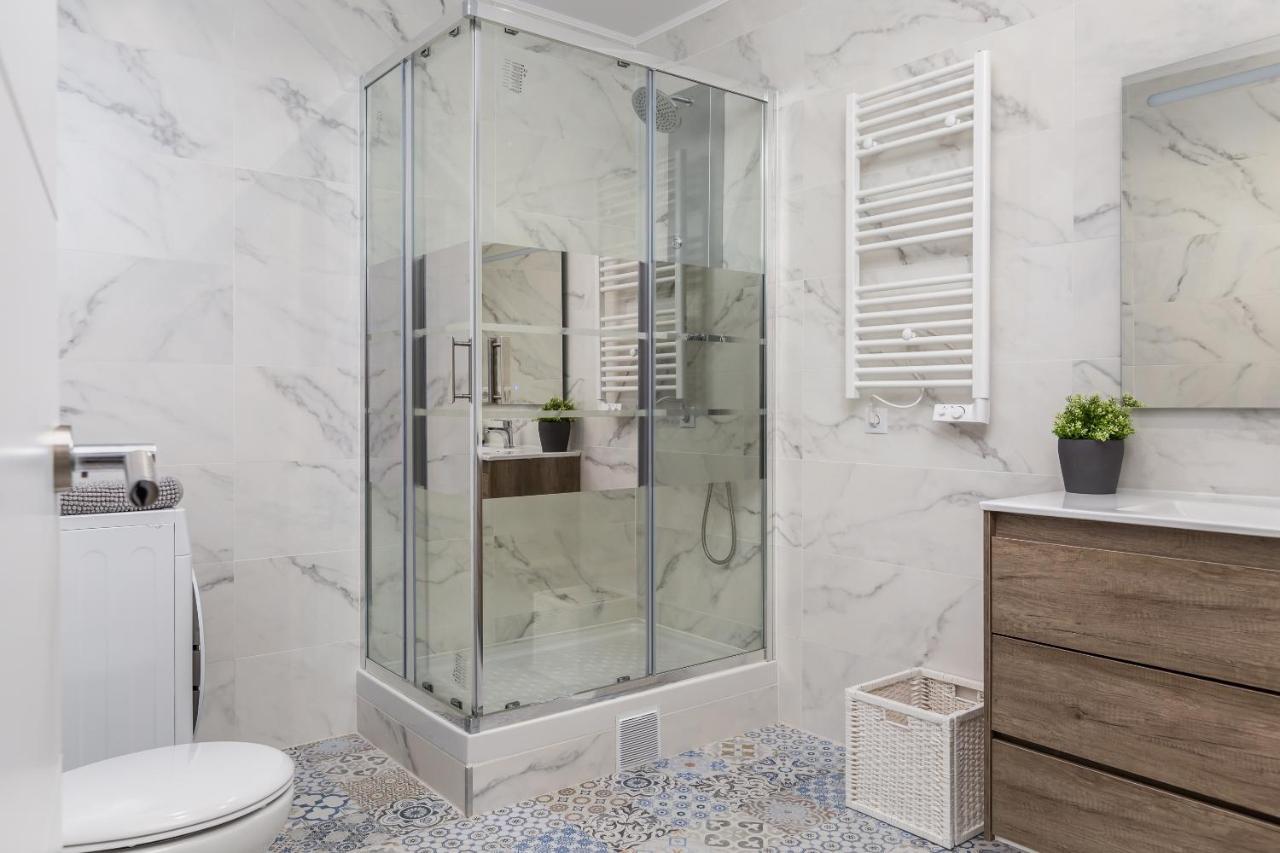 4br - 2bh 2 Min From Sagrada Familia Apartment