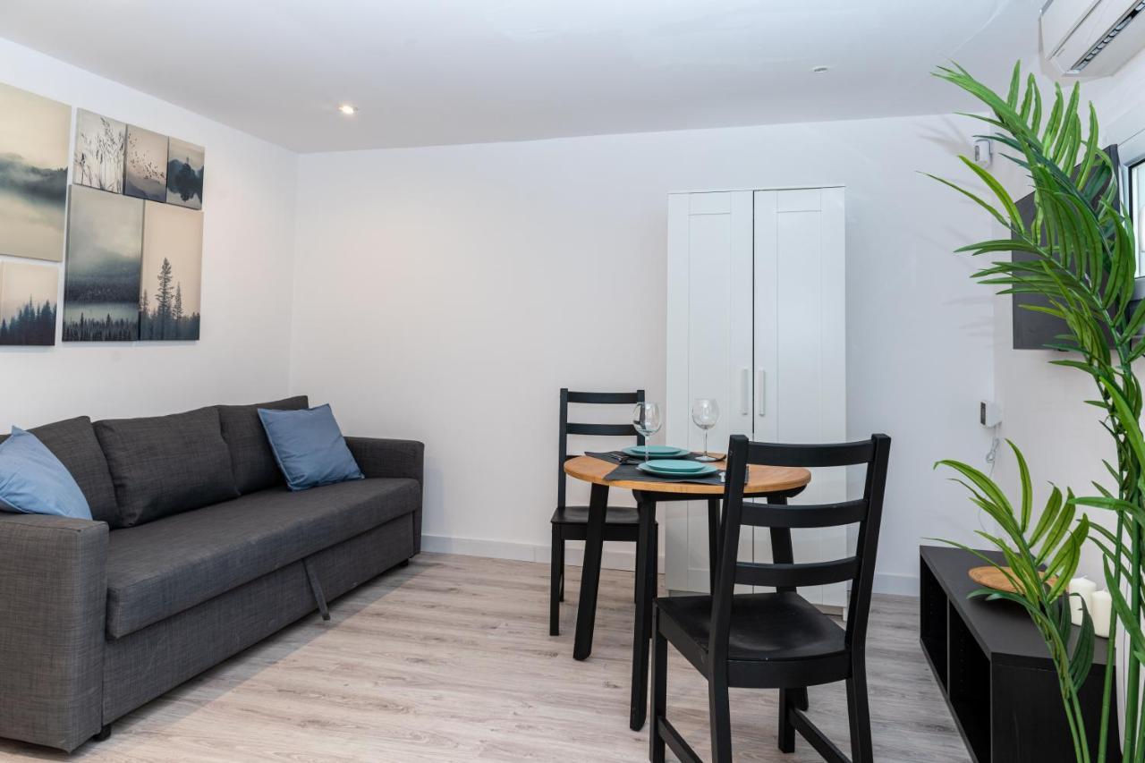 Stylish Studio In The Center