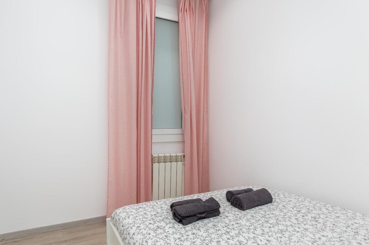 Apartment 4br - 2bh 2 Min From Sagrada Familia *