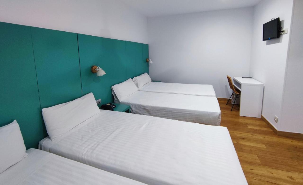 Gasthof Yomo Bcn Port 2*
