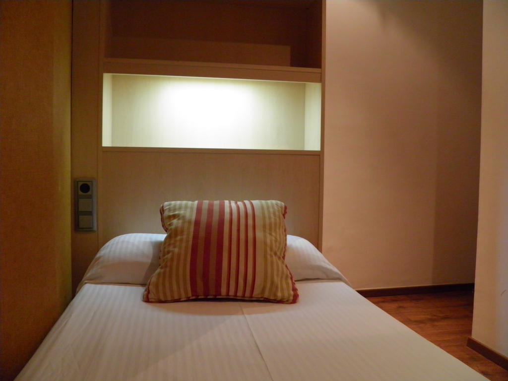 Annex - Rey Don Jaime I * Barcelona