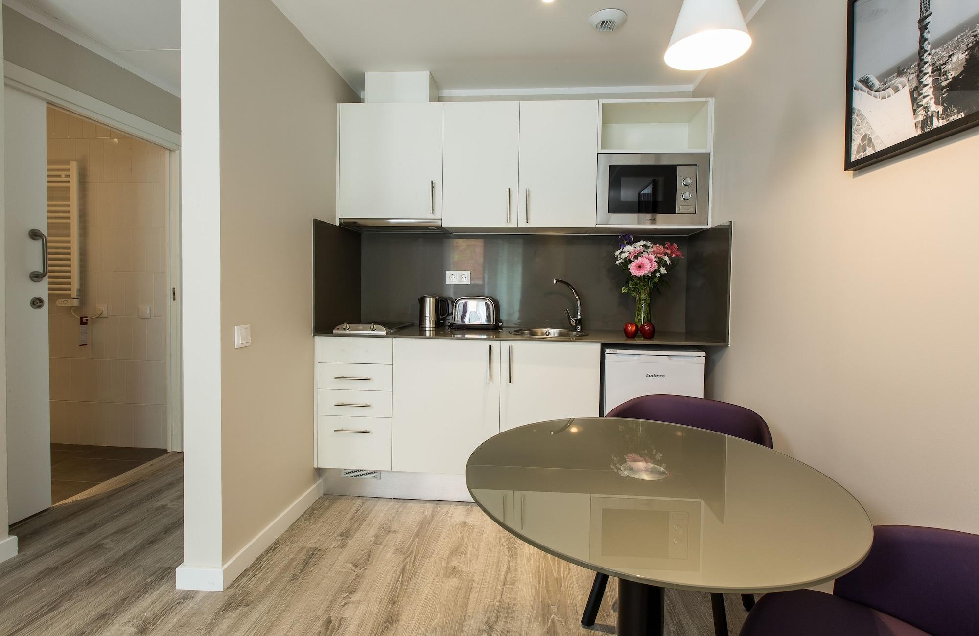 Hotel Leonardo Boutique Sagrada Familia 3*