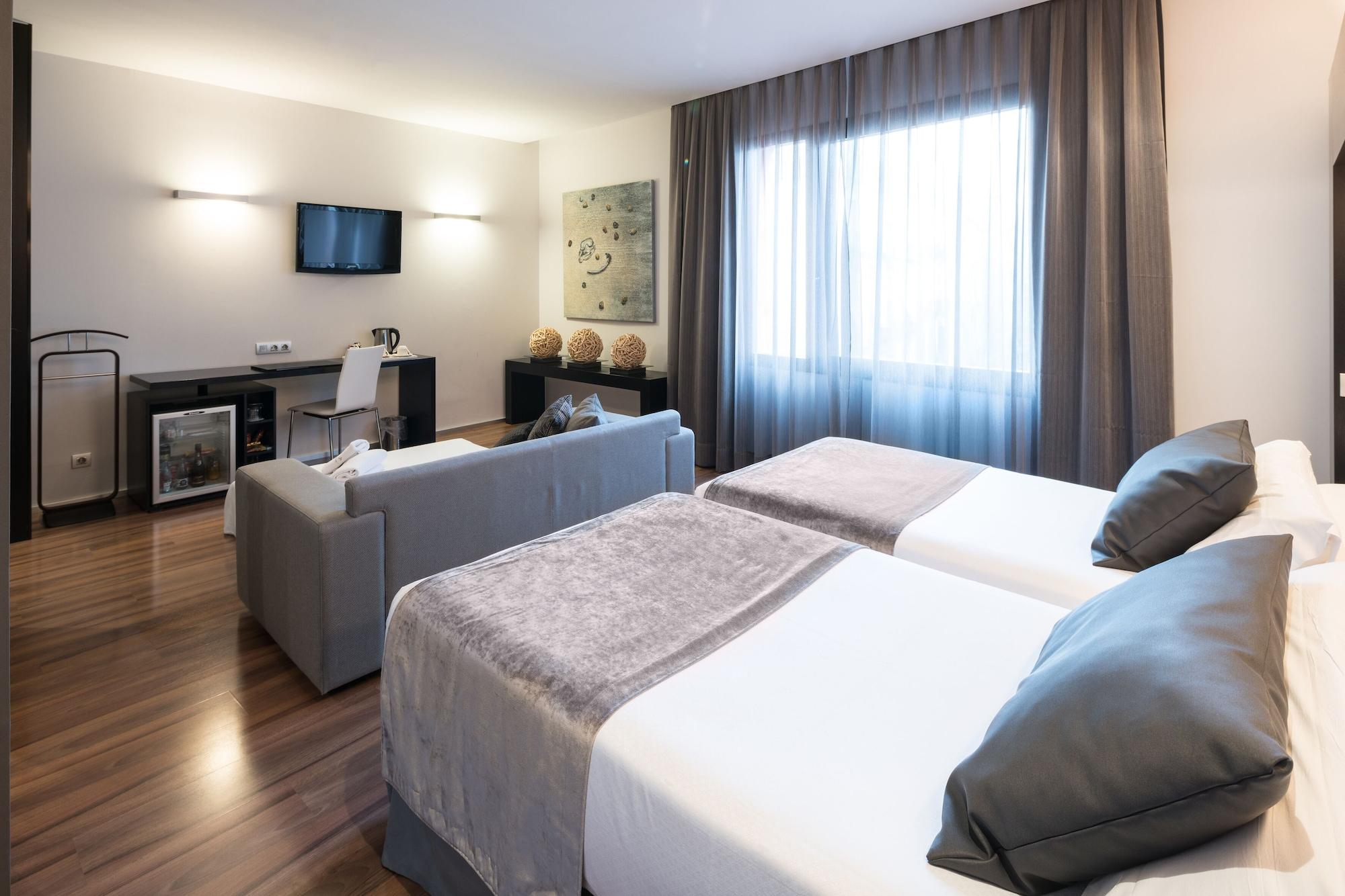 Catalonia Catedral Hotel