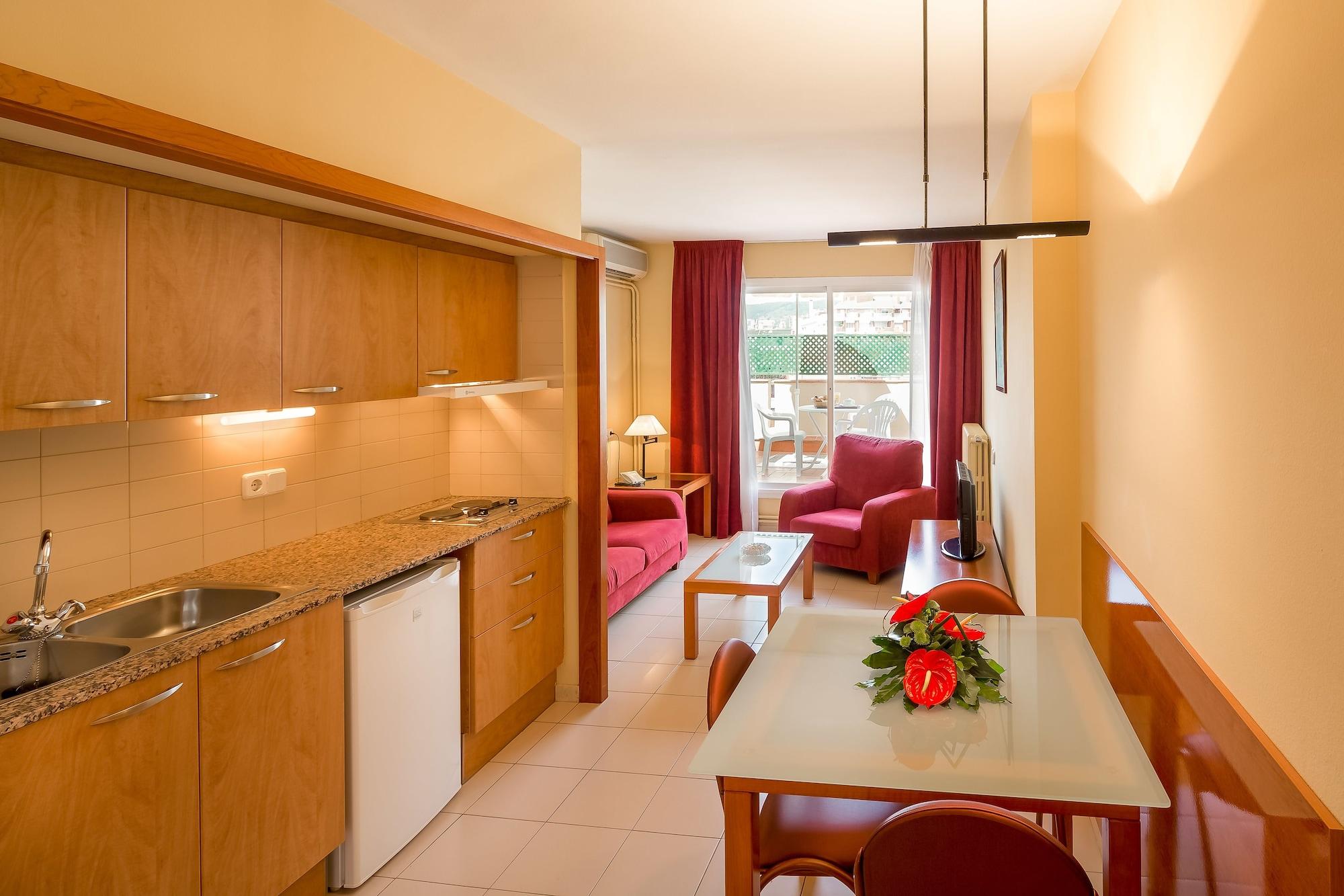 Bertran Aparthotel 3*