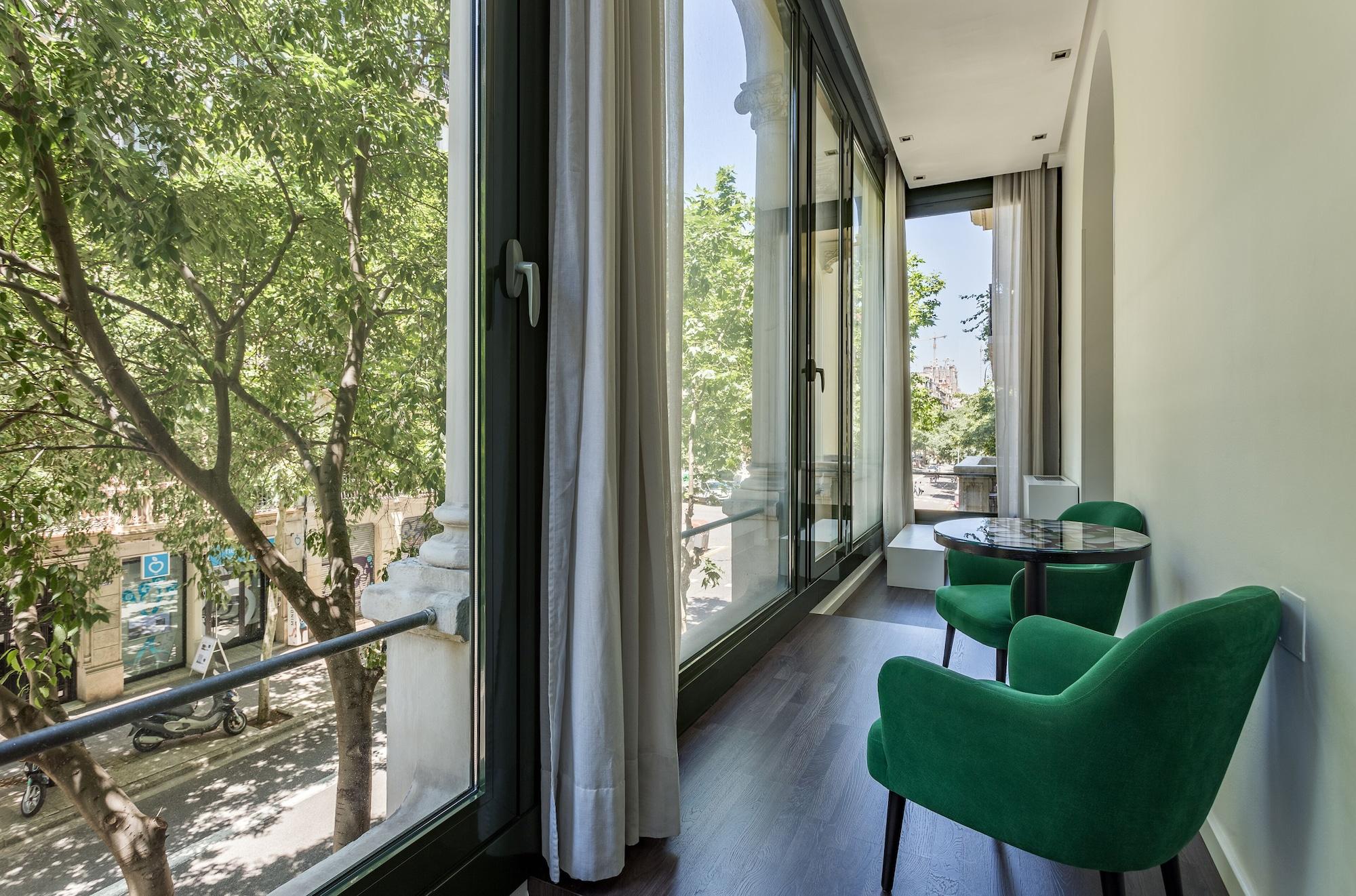 Mate Carla, 4* Barcelone