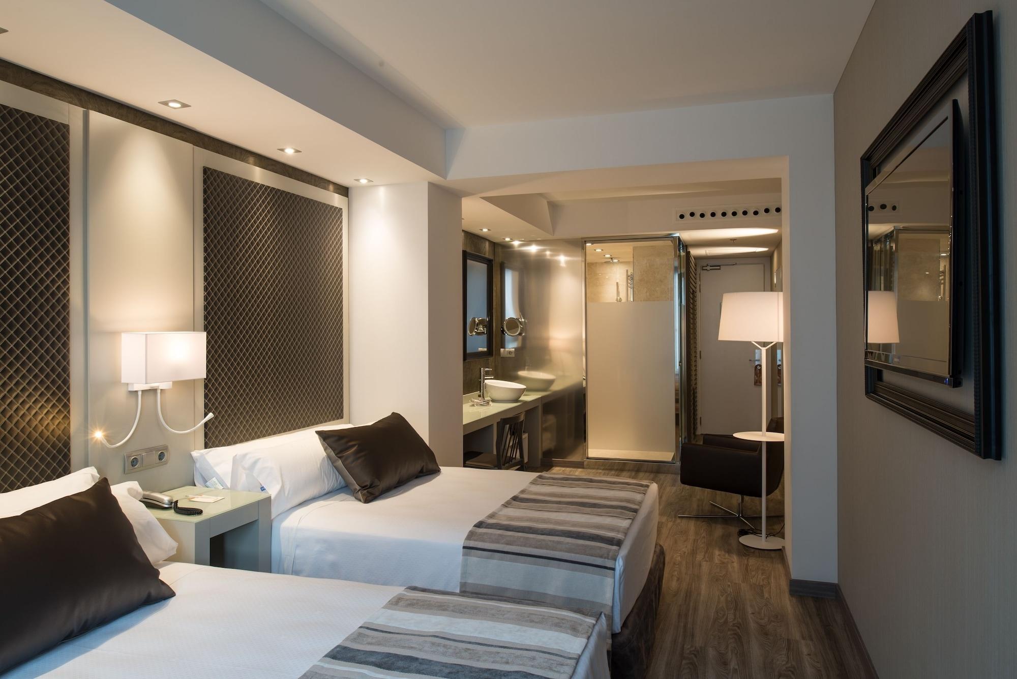 Hotel Catalonia Square 4* Sup