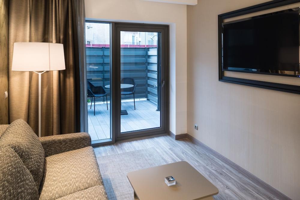 Hotel Catalonia Square 4* Sup 4*