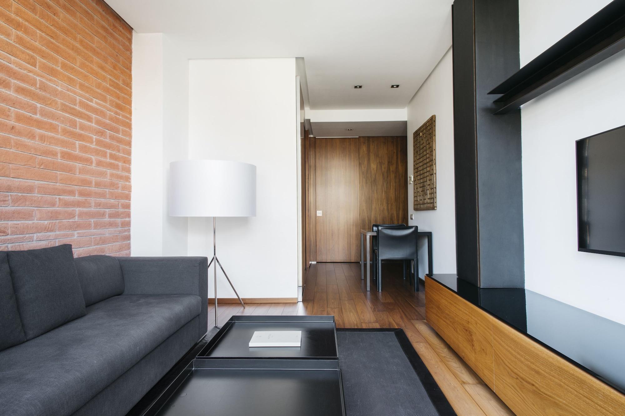 Apartment Avenue *