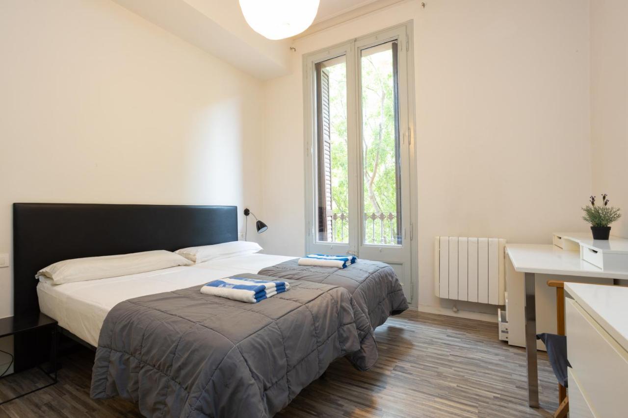 Aparteasy - Casanova Elegance Apartment Barcelona