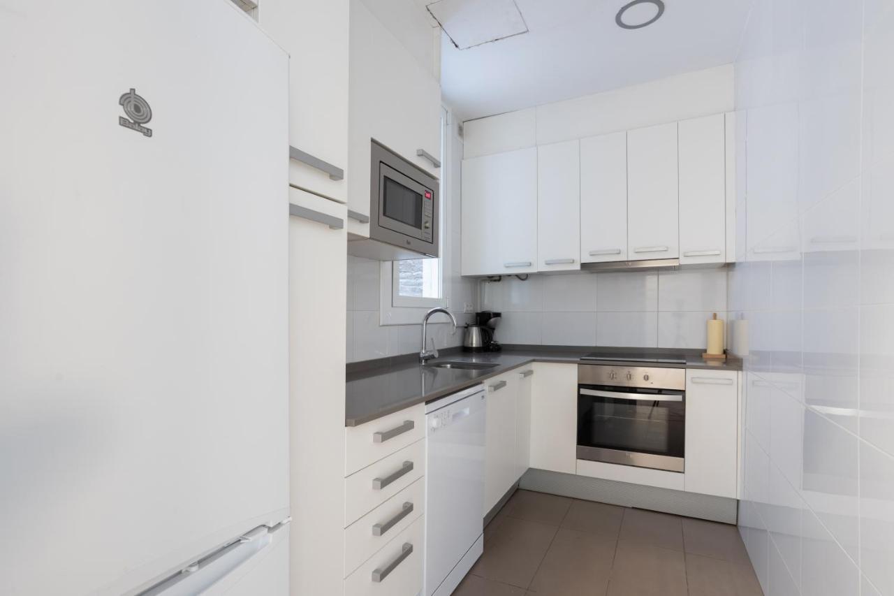 Aparteasy - Casanova Elegance Apartment Barcelona