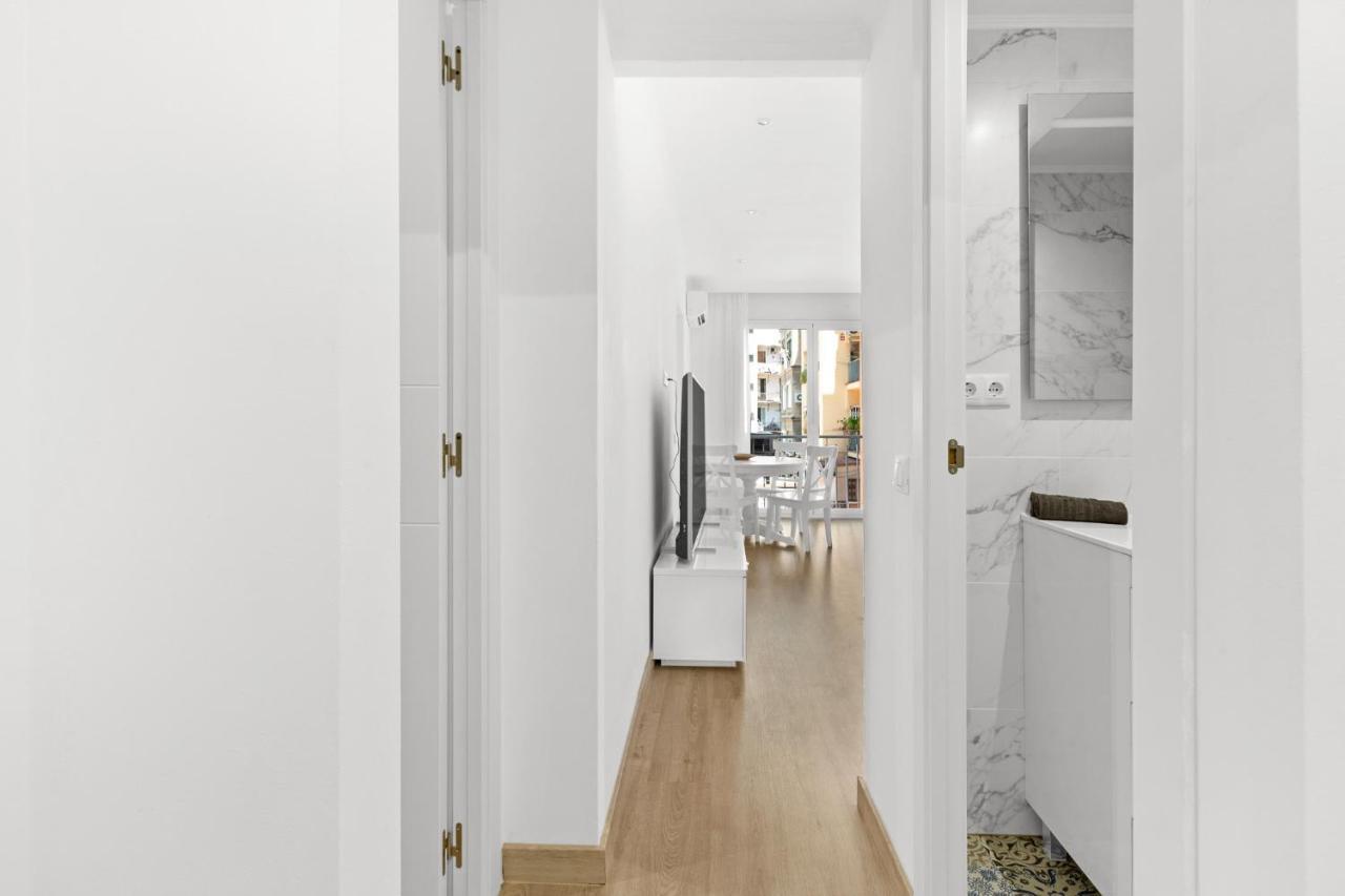 3br - 2bh In The Center Barcelona