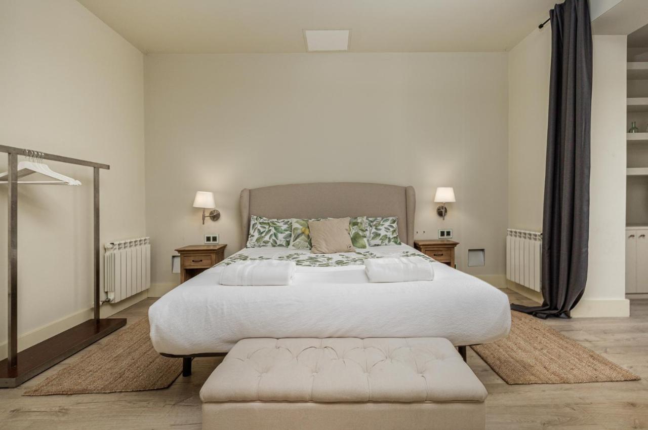 3br - 2bh Luxury 5 Min From Paseo De Gracia Barcelona