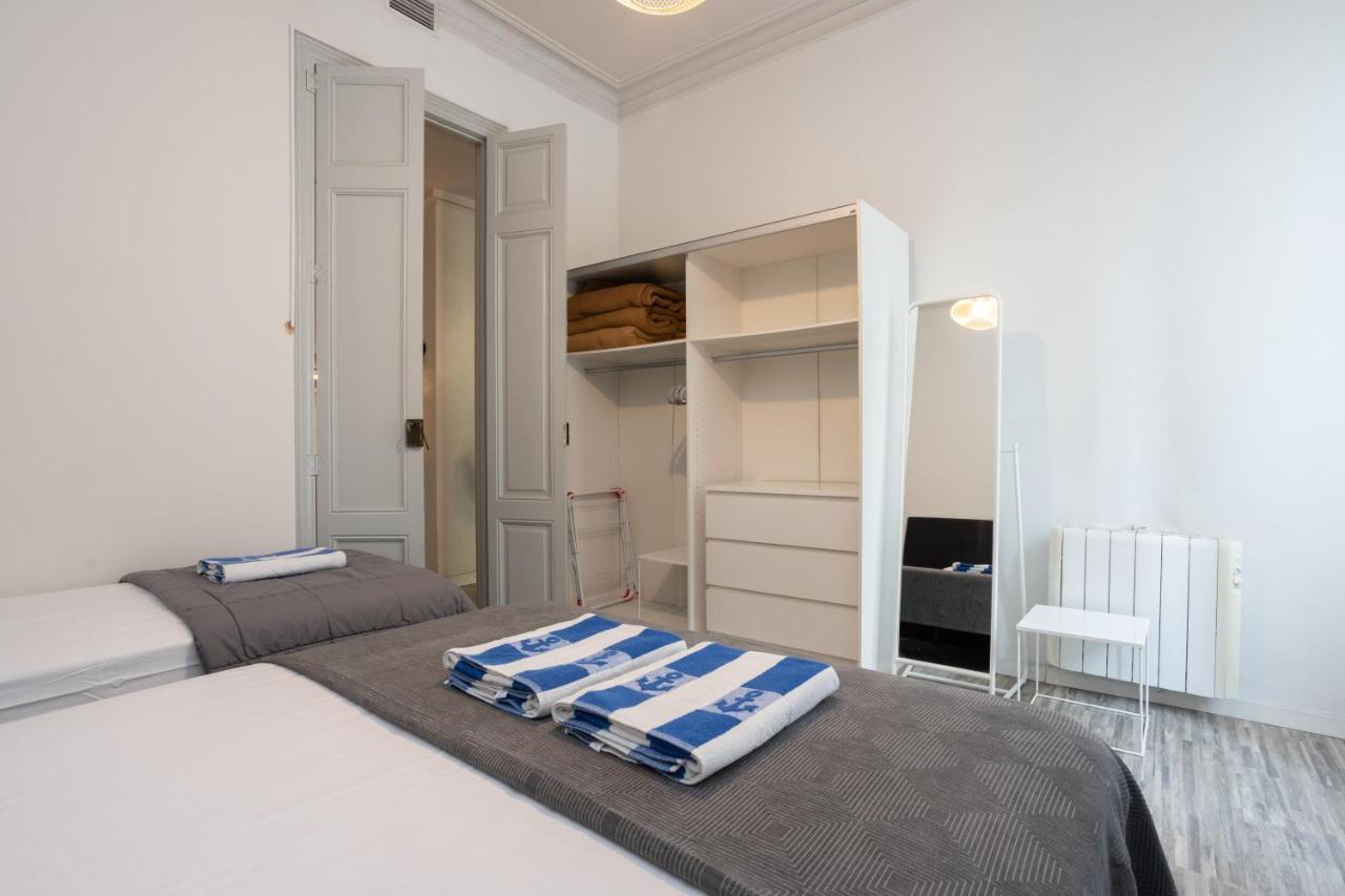 Aparteasy - Casanova Elegance Apartment Barcelona