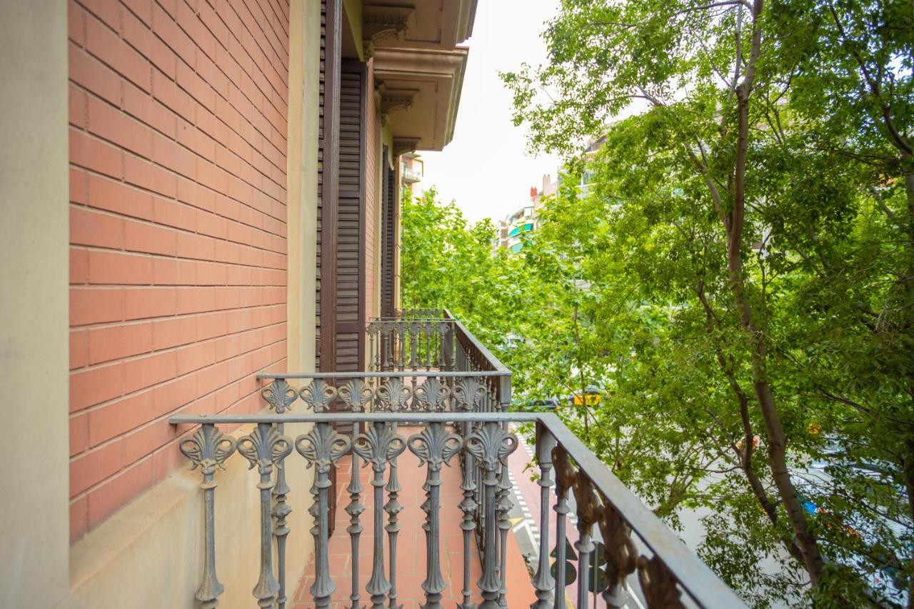 Aparteasy - Casanova Elegance Apartment Barcelona