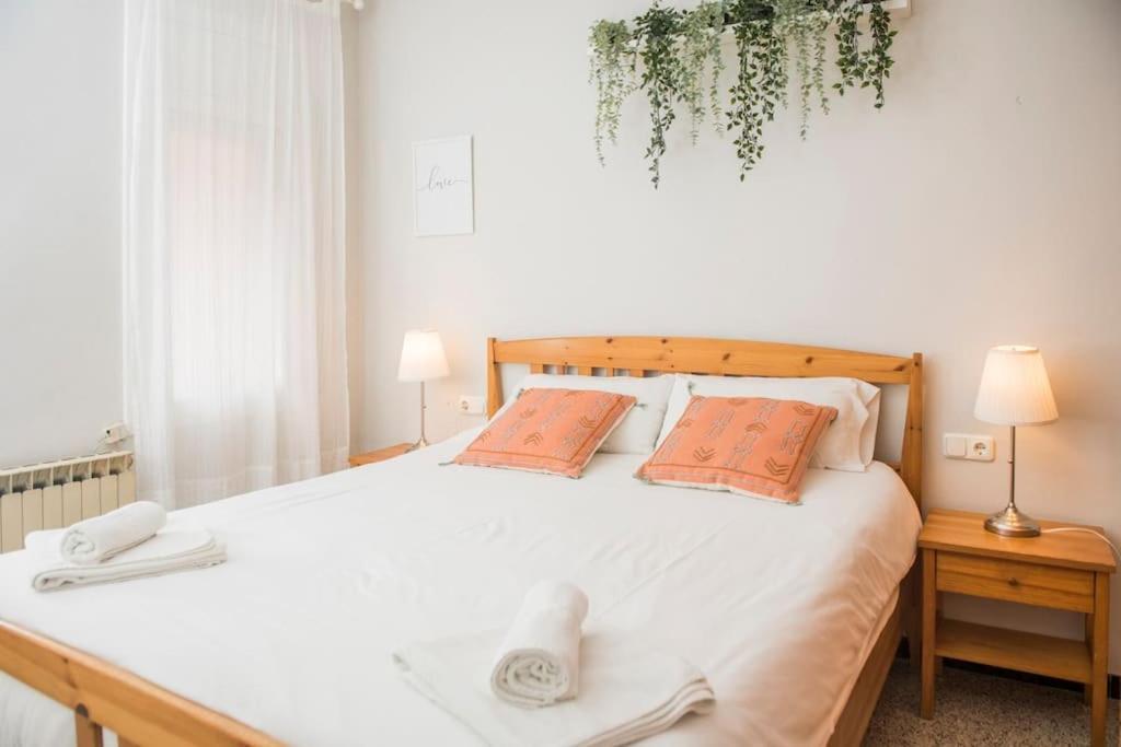 Apartment Sunny And Quiet Sagrada Familia *