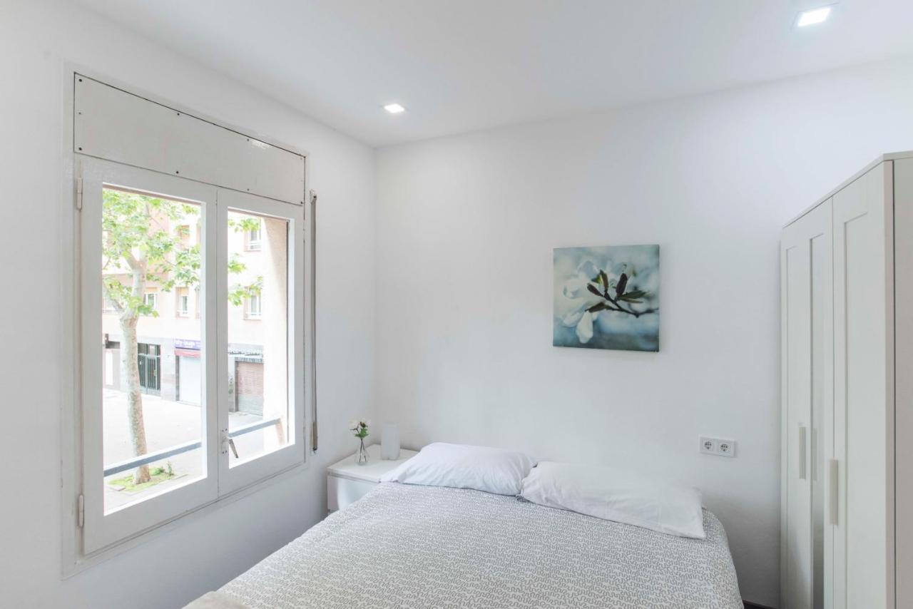 Your - Mar Bella Apartment *