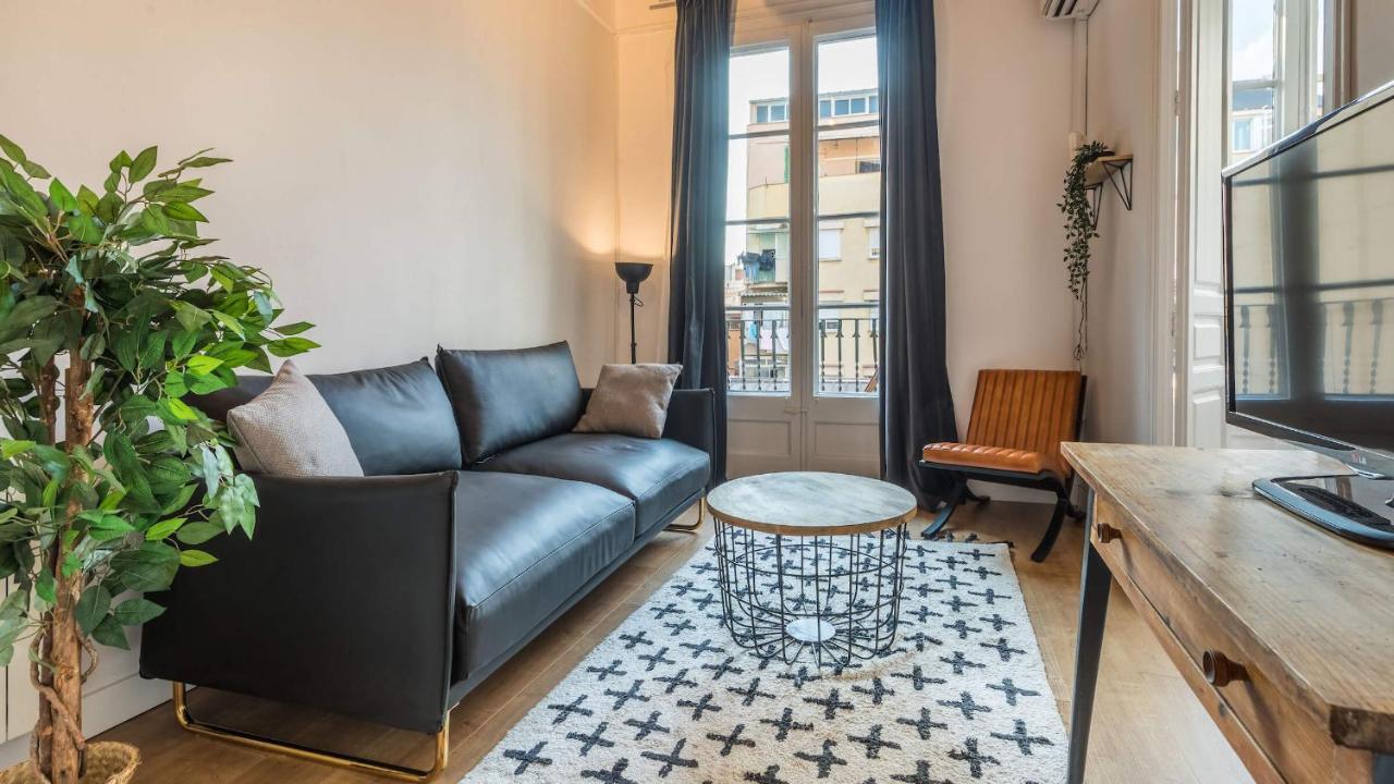 21per1020 - Cozy In De Gracia Appartement *