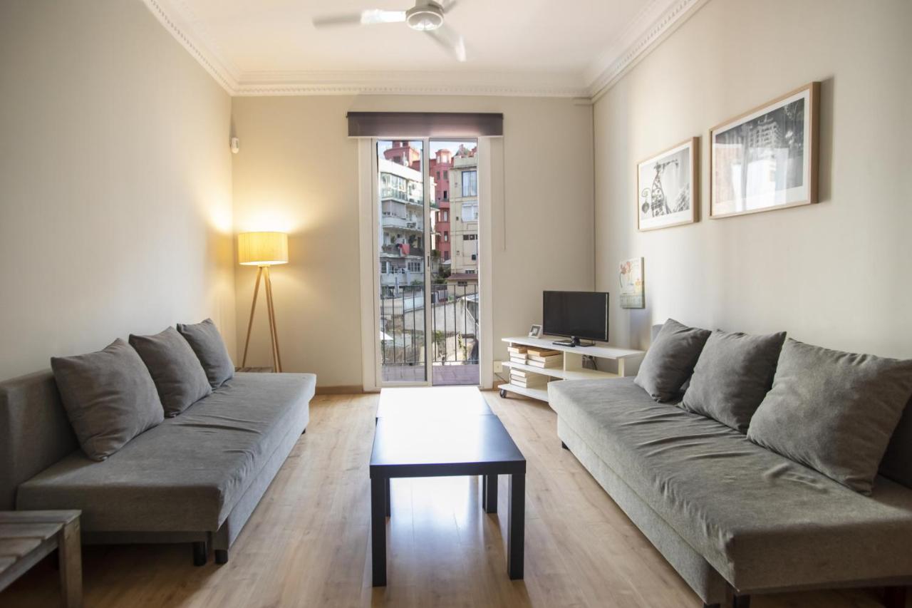 Apartment 23par1007 Comfortable In Paralel Barcelona