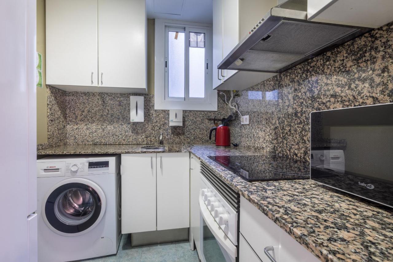 51par1011 In Parallel Apartment *