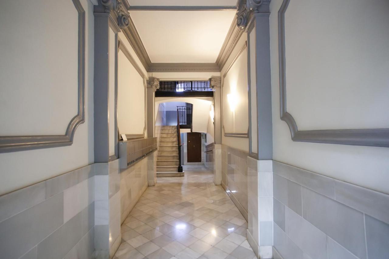 63mal1030 - Beautiful Near The Sagrada Appartement *