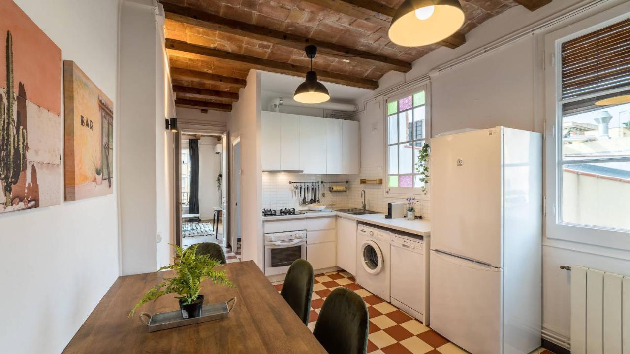 21per1020 - Cozy In De Gracia Appartement