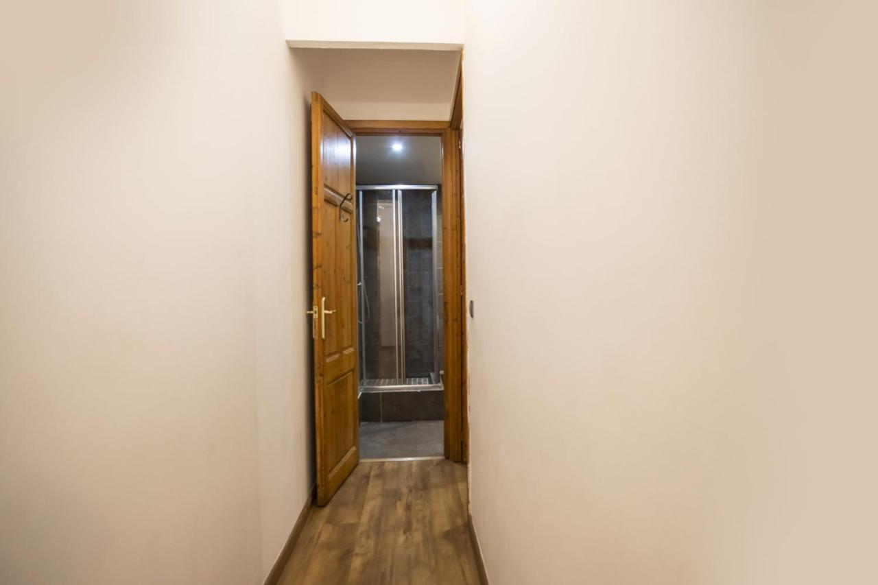 Apartment 11llan345 Spacious In Plaza Espanya Barcelona
